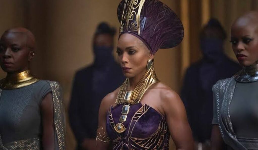 Angela Bassett