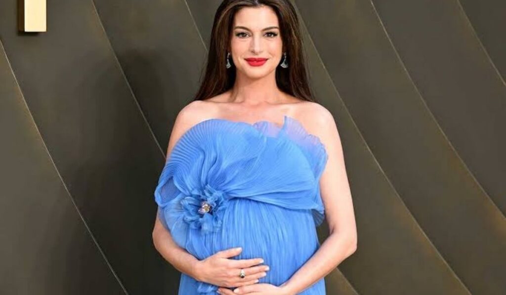 Anne Hathaway