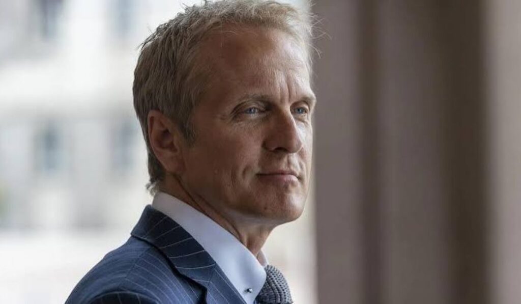 Patrick Fabian